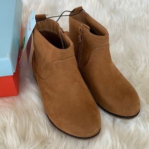 Cat & Jack Onyx Boots